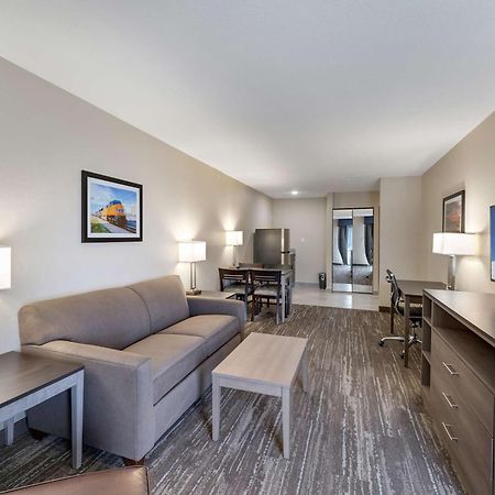 Surestay Plus Hotel By Best Western Price Exteriér fotografie